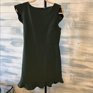 LOFT Petite Dark Green Flutter Sleeve Dress Size 6P Elegant Mini